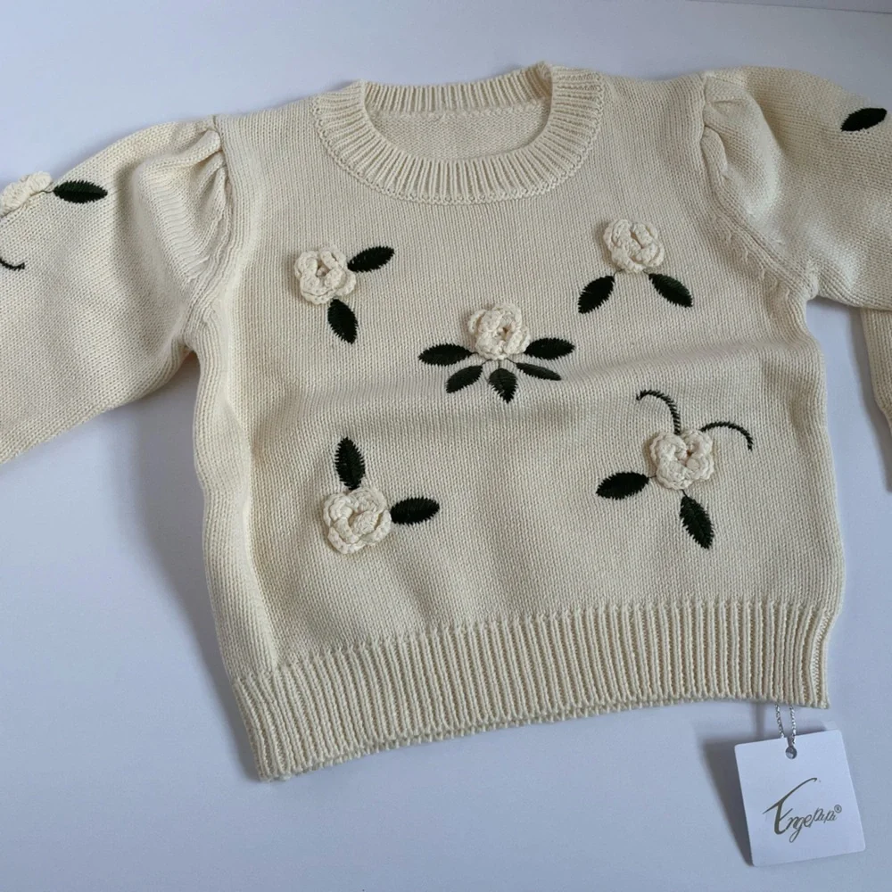 NWT. 2CUTE Floral Sweater